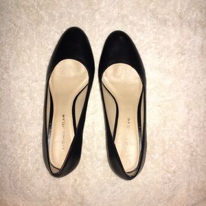 Antonio Melani Black and Tan wedge heels